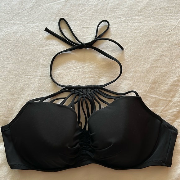 Shade & Shore Other - SHADE & SHORE 38C black bikini top
